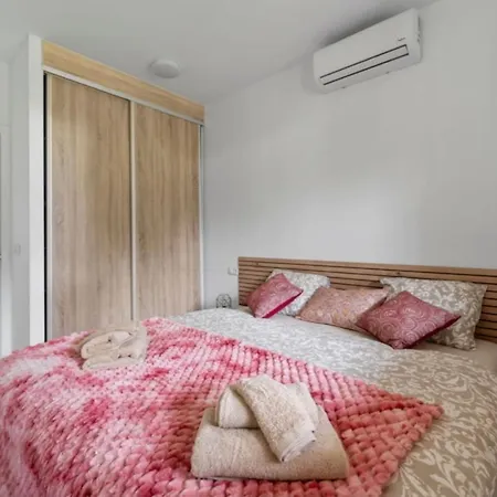 Appartamento Casa Rosa At Parrot At Carihuela Torremolinos