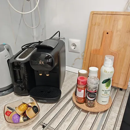 Casa Rosa At Parrot At Carihuela Daire Torremolinos