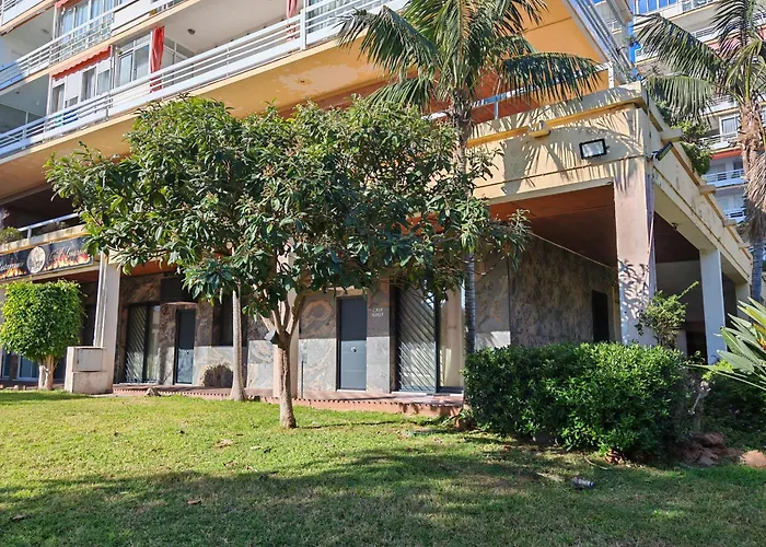 Casa Rosa At Parrot At Carihuela Apartamento