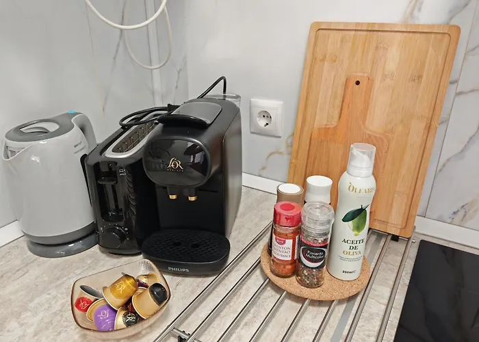 Casa Rosa At Parrot At Carihuela Apartament Torremolinos